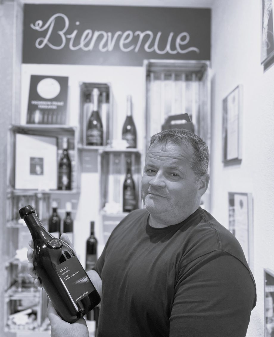 le domaine la cave - notre responsable de la cave